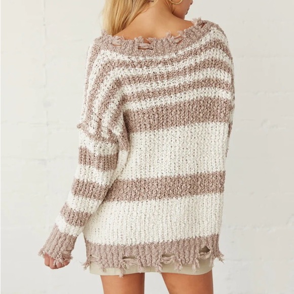 Oversized Rustic Striped Popcorn Sweater - Picture 3 of 3